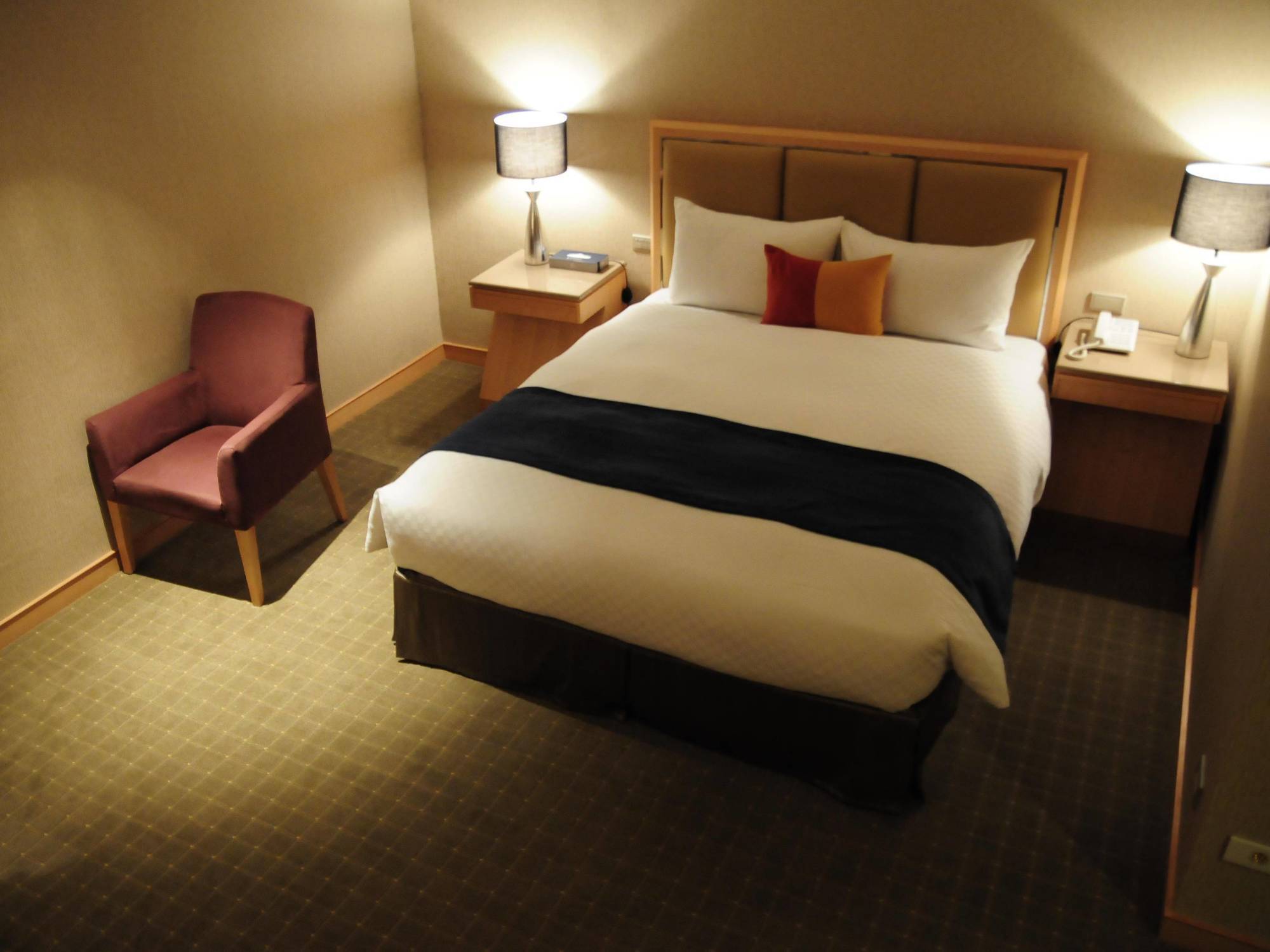 Jin Hua Hotel Lotung Kültér fotó