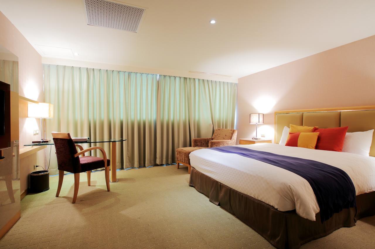 Jin Hua Hotel Lotung Kültér fotó
