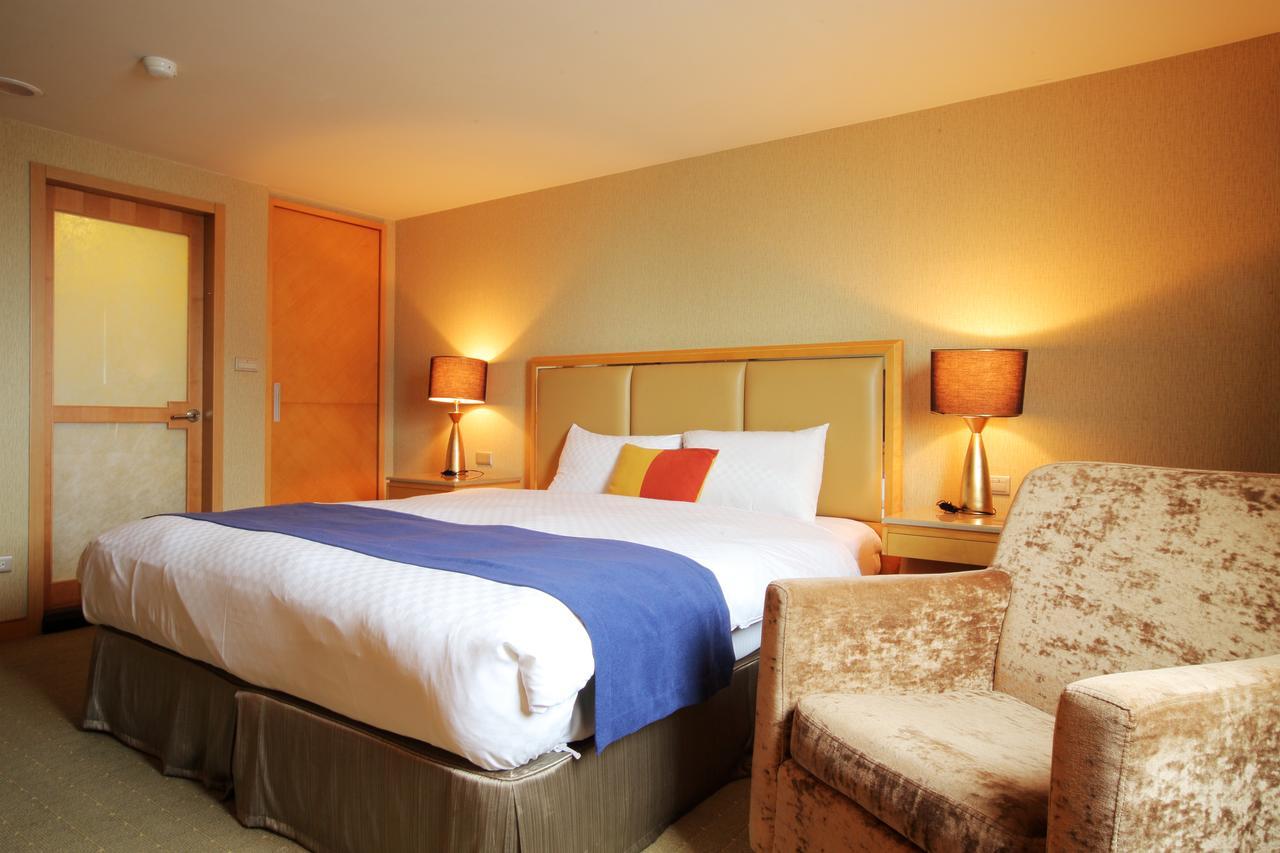Jin Hua Hotel Lotung Kültér fotó